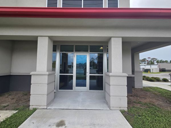 Extra Space Storage - 6954 - Port Charlotte - 835 Tamiami Trl - 835 Tamiami Trail
