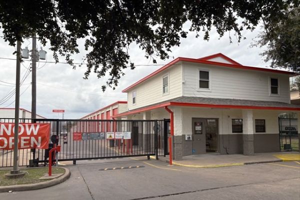 Public Storage - Houston - 5400 Alder Dr - 5400 Alder Dr