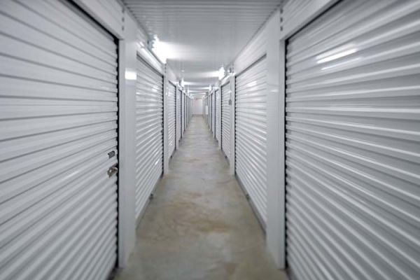 Mini Mall Storage - Moss Bluff - 2014 Sam Houston Jones Parkway