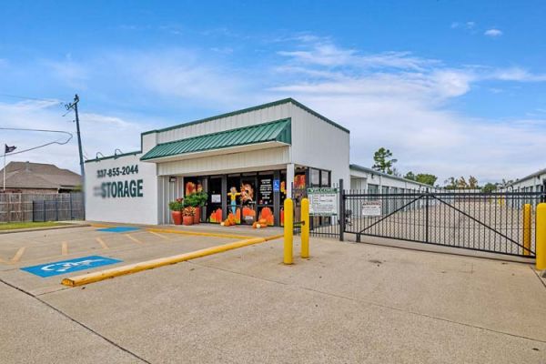 Mini Mall Storage - Moss Bluff - 2014 Sam Houston Jones Parkway