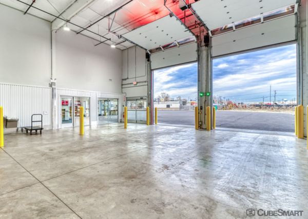 CubeSmart Self Storage - Chicago Road - 3601 Chicago Road