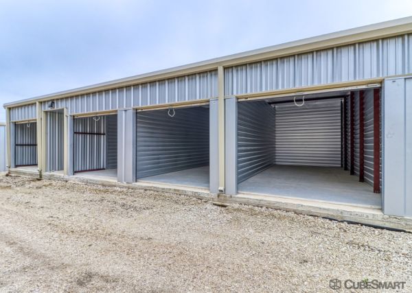 CubeSmart Self Storage - Lakehills - 9101 Farm to Market Road 1283