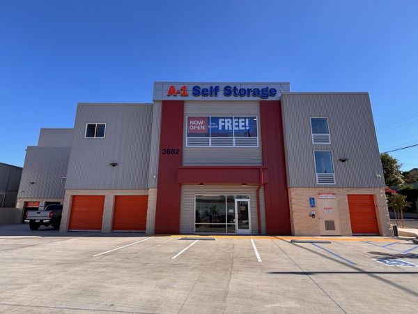 A-1 Self Storage - LA Medford - 3862 Medford Street