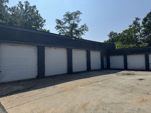 Homegrown Storage Spout Spring - 3186 Richmond Hwy