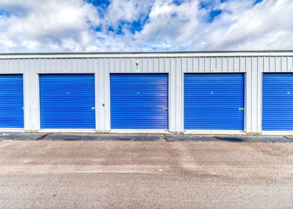 Devon Self Storage Novi, Michigan - 24985 Haggerty Road