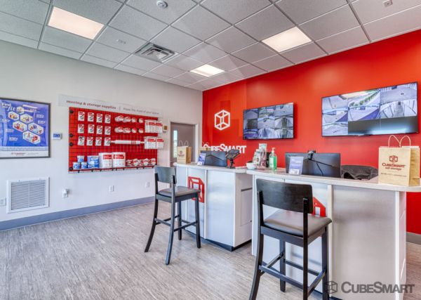 CubeSmart Self Storage - Palmetto FL - 4005 U.S. 19
