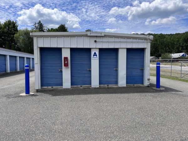 Dove Storage - Stroudsburg - 1120 Foxtown Hill Road