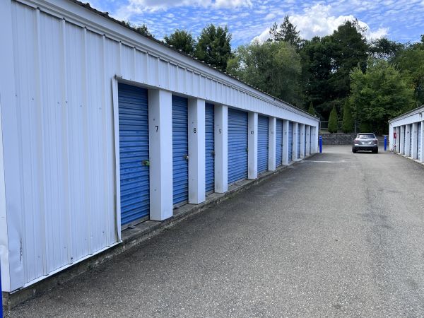 Dove Storage - Stroudsburg - 1120 Foxtown Hill Road