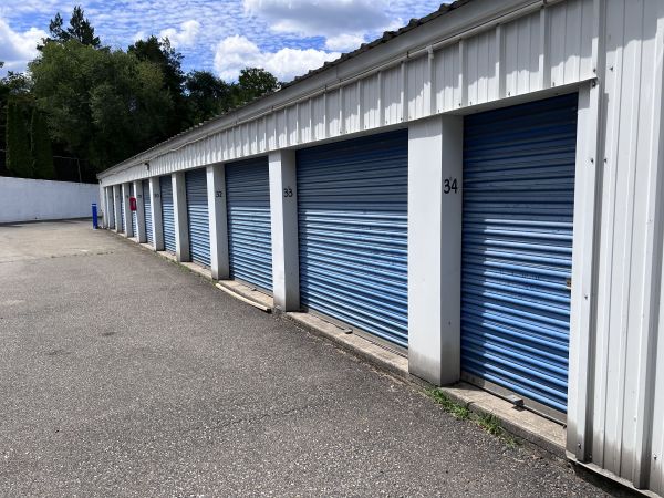 Dove Storage - Stroudsburg - 1120 Foxtown Hill Road