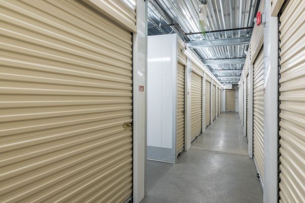 US Storage Centers - Millcreek - 3300 South - 1053 East 3300 South