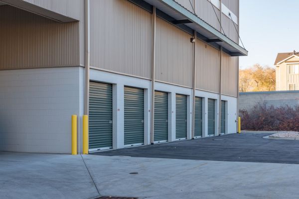 US Storage Centers - Millcreek - 3300 South - 1053 East 3300 South