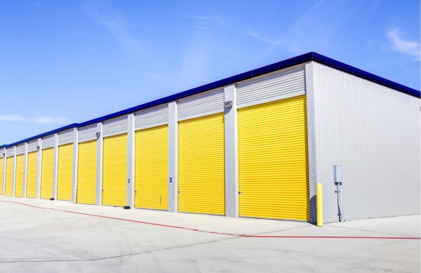 Storage King USA - 102 - Seguin, TX - 1842 I-10 - 1842 Interstate 10