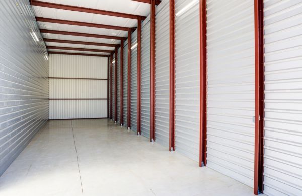 Storage King USA - 102 - Seguin, TX - 1842 I-10 - 1842 Interstate 10