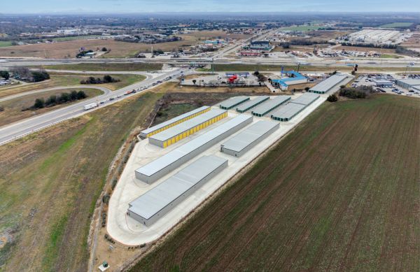 Storage King USA - 102 - Seguin, TX - 1842 I-10 - 1842 Interstate 10