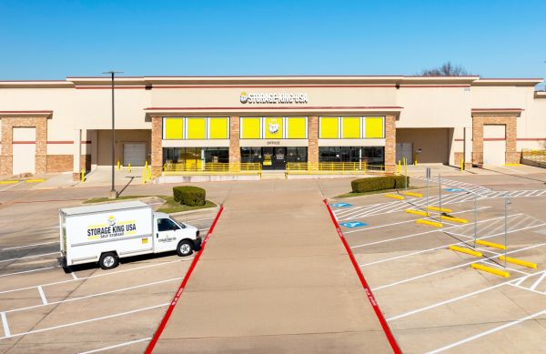 Storage King USA - 127 - Carrollton, TX - Rosemeade Pkwy - 2515 East Rosemeade Parkway