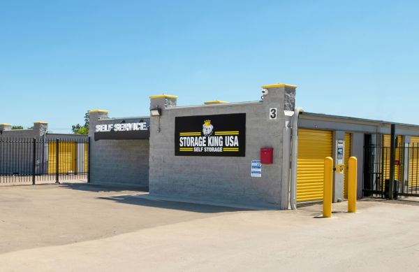 Storage King USA - 156 - Dallas, TX. - LBJ Freeway - 8500 Lyndon B Johnson Freeway