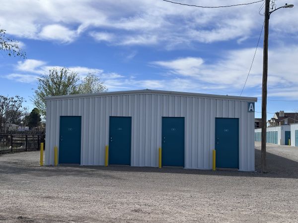 Storology Storage - Hobbs St - 1202 West Hobbs Street