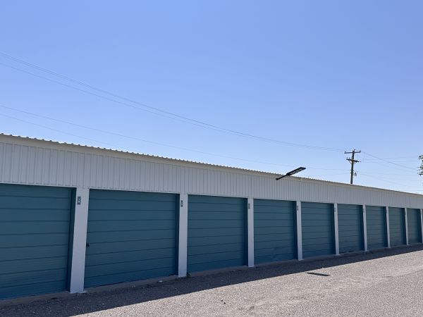 Storology Storage - Country Club - 104 East Country Club Road