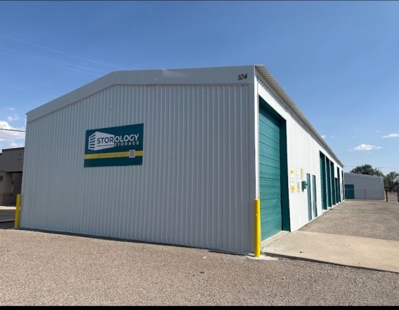 Storology Storage - Country Club - 104 East Country Club Road