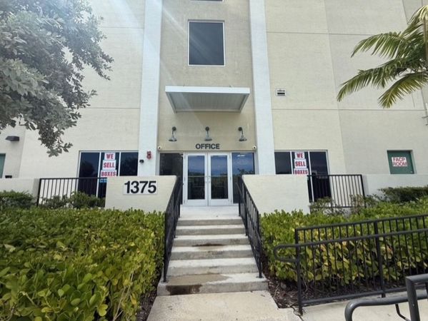 Extra Space Storage - 5004 - Fort Lauderdale - 1375 Progresso Dr - 1375 Progresso Drive
