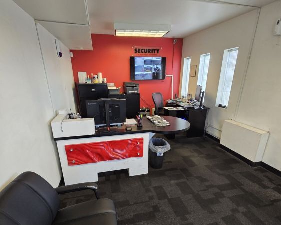 Extra Space Storage - 5007 - Las Vegas - E Lake Mead Blvd - 4490 East Lake Mead Boulevard
