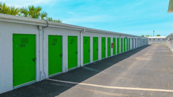 10 Federal Storage - Chitwood Dr SW - 11591 Chitwood Drive