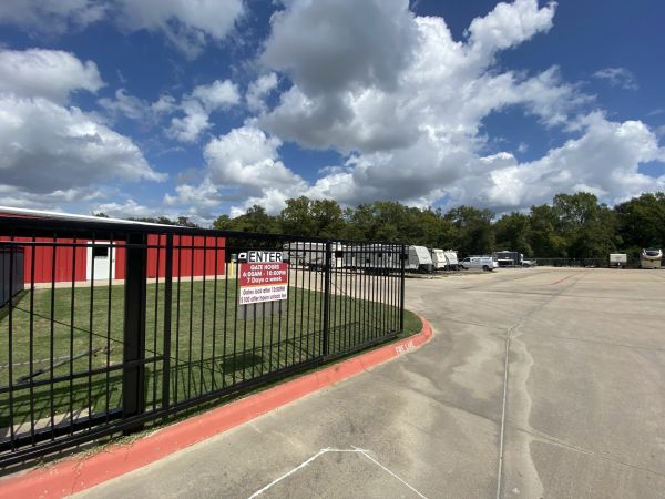 Storage King USA - 120 - College Station, TX - Wellborn Road - 15745 Farm to Market Road 2154