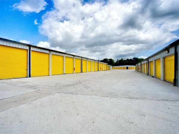Storage King USA - 183 - Conroe, TX - Hwy 242 - 17944 Texas 242