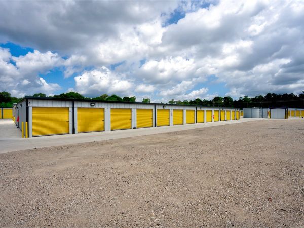 Storage King USA - 183 - Conroe, TX - Hwy 242 - 17944 Texas 242