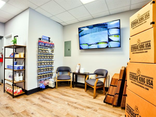 Storage King USA - 183 - Conroe, TX - Hwy 242 - 17944 Texas 242