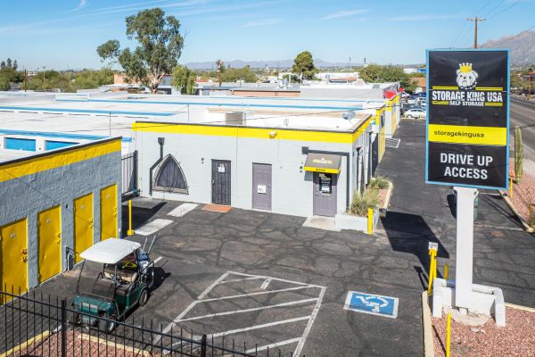 Storage King USA - 049 - Tucson, AZ - N. 1st Ave - 2825 North 1st Avenue