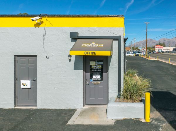 Storage King USA - 049 - Tucson, AZ - N. 1st Ave - 2825 North 1st Avenue