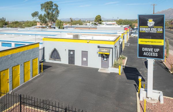 Storage King USA - 049 - Tucson, AZ - N. 1st Ave - 2825 North 1st Avenue