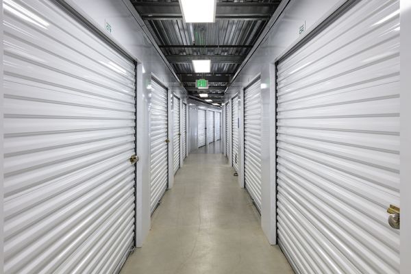 Storage King USA - 077 - Santa Clarita - Newhall - 24314 The Old Road
