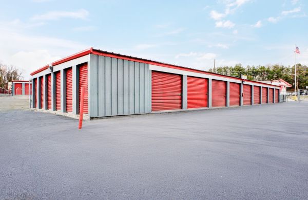 Storage King USA - 059 - Knoxville, TN - Clinton Hwy - 6001 Clinton Highway
