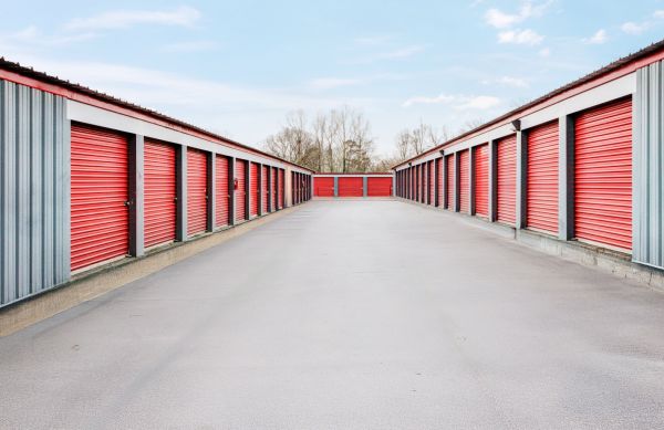 Storage King USA - 059 - Knoxville, TN - Clinton Hwy - 6001 Clinton Highway