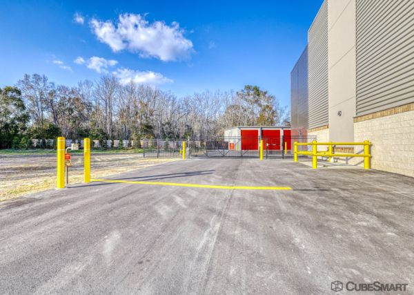 CubeSmart Self Storage - 3200 W Tennessee St - FL - 3200 West Tennessee Street