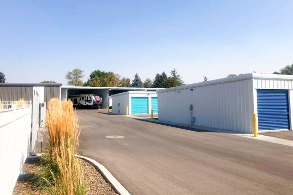 Eastland Storage Solutions - 2274 4th Avenue East