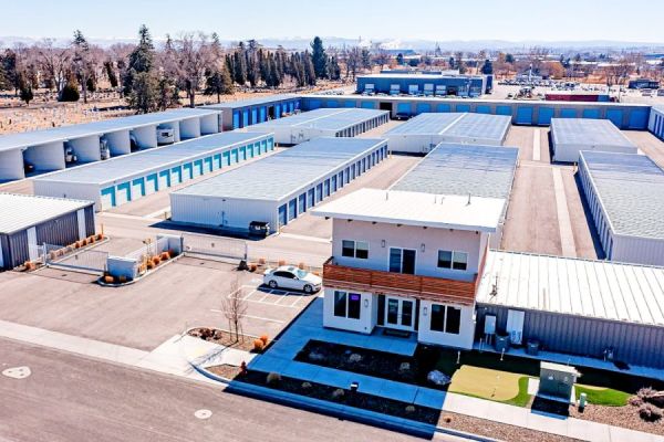 Eastland Storage Solutions - 2274 4th Avenue East