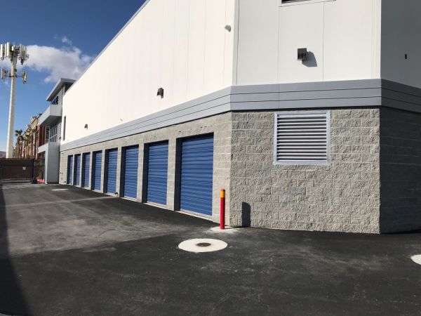 We-Store Mini Storage - 8375 South Fort Apache Road