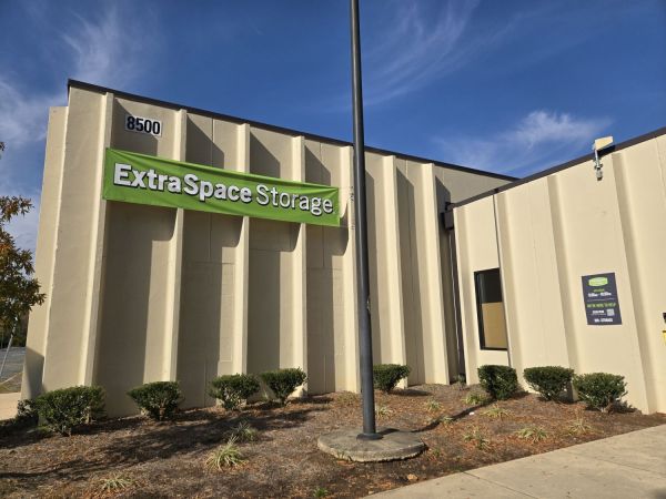 Extra Space Storage - 5044 - Charlotte - 8500 S Tryon St - 8500 South Tryon Street