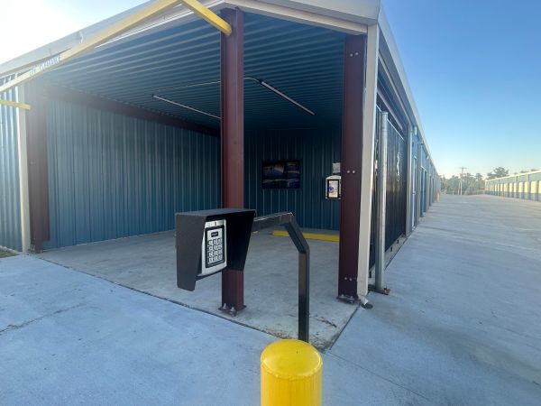 Mighty Oak Self Storage - 17 Percy Howard Road