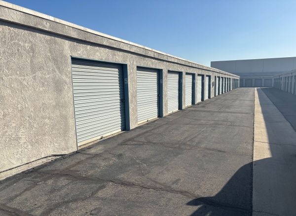 US Storage Centers - Montclair - 10625 Central Avenue