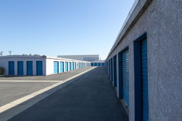 US Storage Centers - Montclair - 10625 Central Avenue