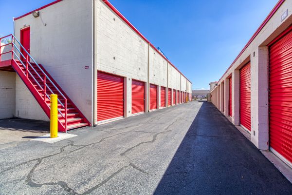 US Storage Centers - Phoenix - Washington - 3122 East Washington Street