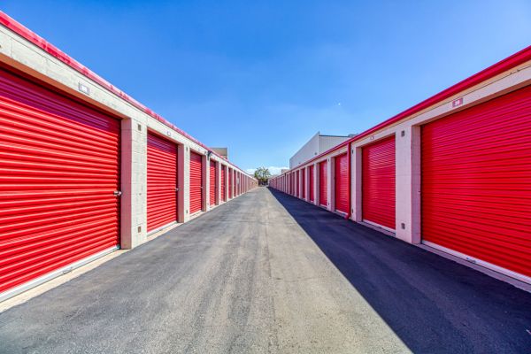 US Storage Centers - Phoenix - Washington - 3122 East Washington Street