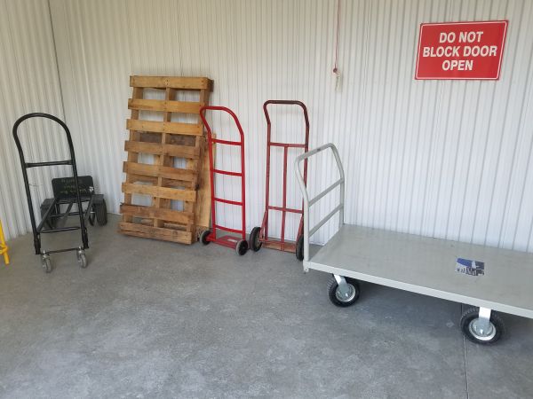 Winter's Storage - Oxford - 202 Roxboro Road