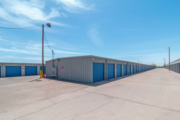 10 Federal Storage - Lexington Dr - 5823 Lexington Drive