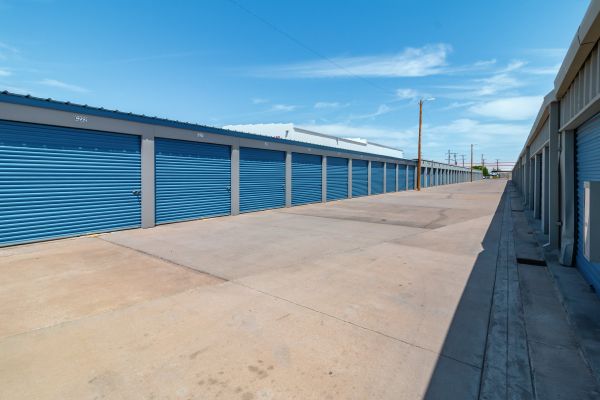 10 Federal Storage - Lexington Dr - 5823 Lexington Drive