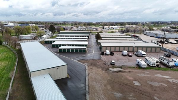 Five Star Storage - Sioux Falls - Russell St. / I-29 - 2111 North Louise Circle